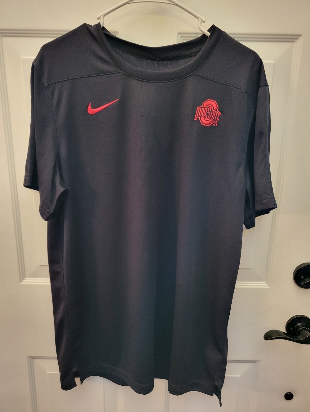 Nike Men’s Black Short-Sleeve Tee with Red Logo